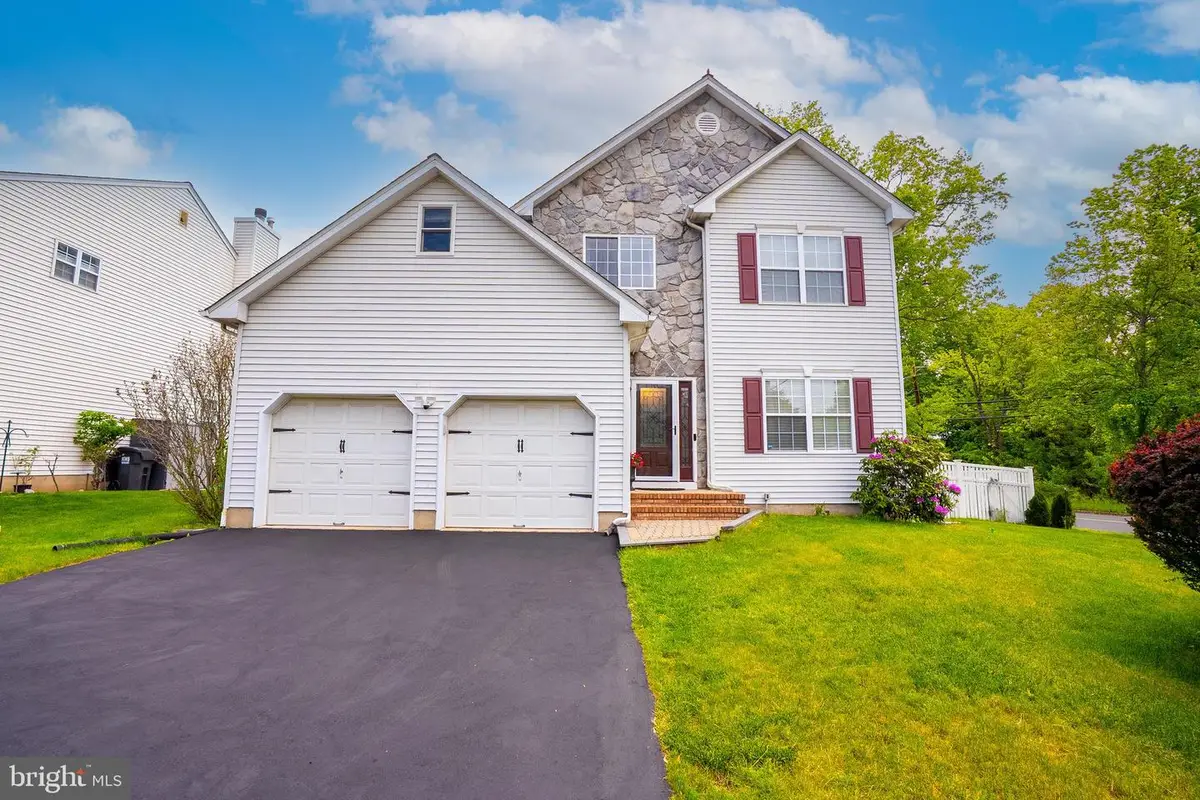 2 Danberry Ln, Bridgewater, NJ 08807 - #1