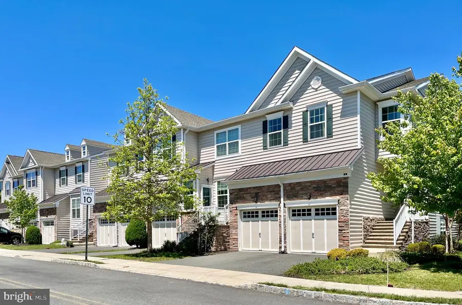 4 Braeburn Dr, Skillman, NJ 08558 - #3