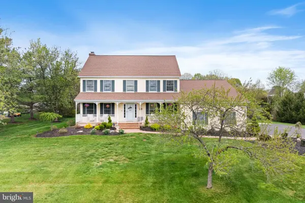 86 Carriage Trl, BELLE MEAD, NJ 08502