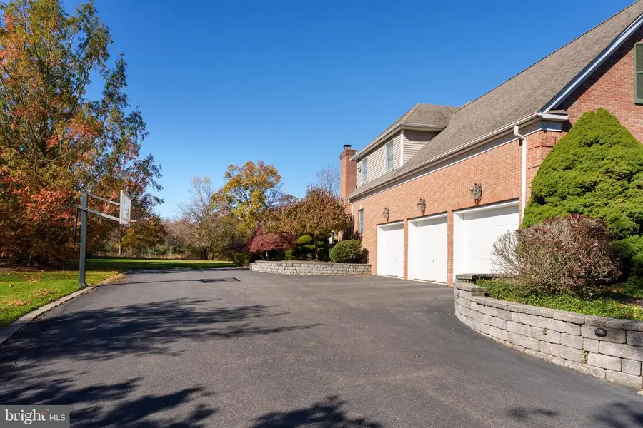7 Silver Maple Ct, Belle Mead, NJ 08502 - #3