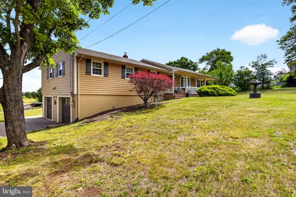 115 Fairview Dr, NESHANIC STATION, NJ 08853