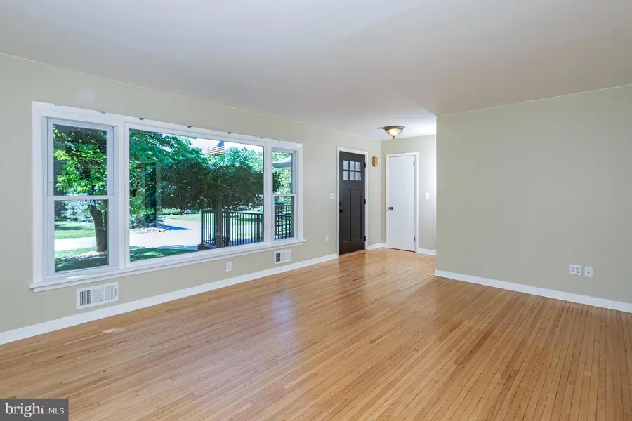 4 Park Ln, Princeton, NJ 08540 - #3