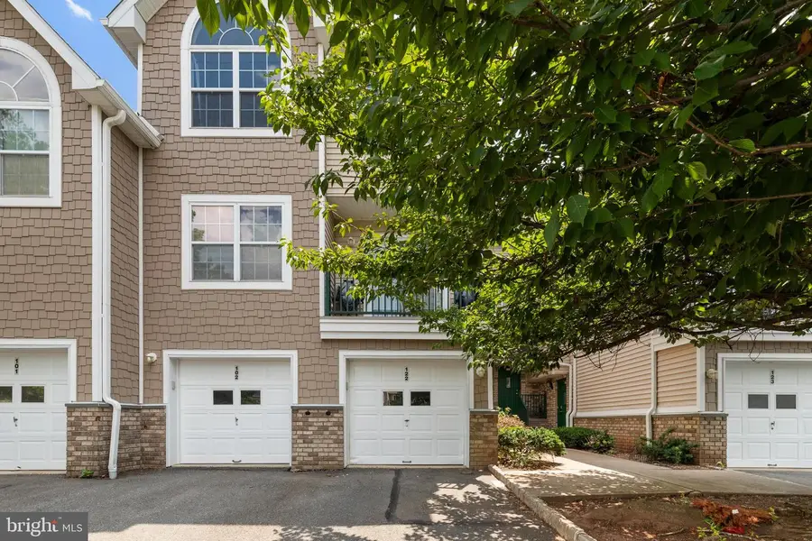 122 Rip Van Dam Ct, Belle Mead, NJ 08502 - #2
