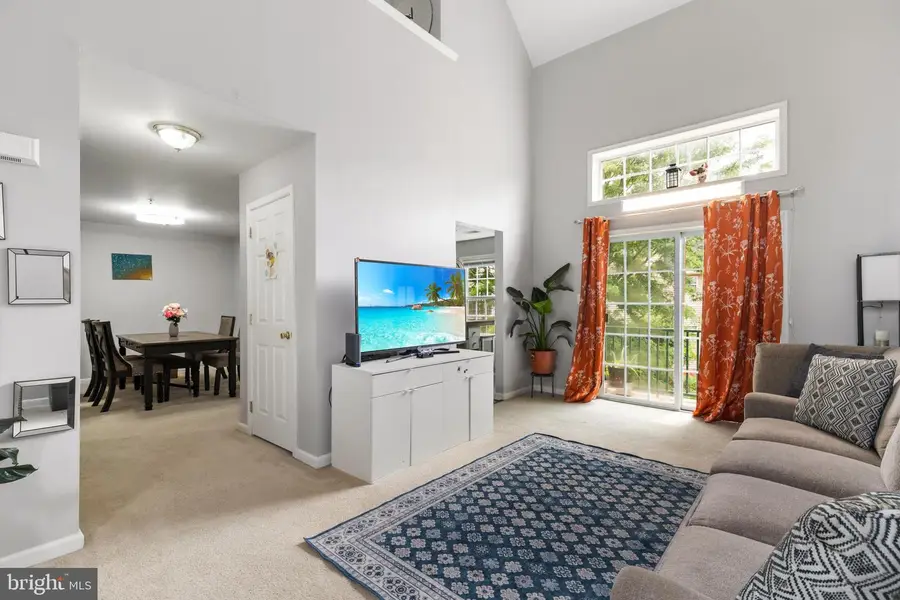 122 Rip Van Dam Ct, Belle Mead, NJ 08502 - #3