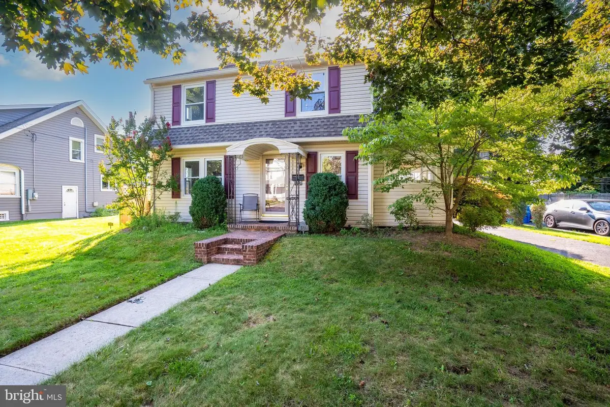 520 Winsor St, Bound Brook, NJ 08805 - #1