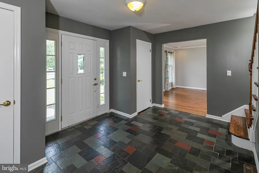 21 Sleepy Hollow Ln, Belle Mead, NJ 08502 - #2