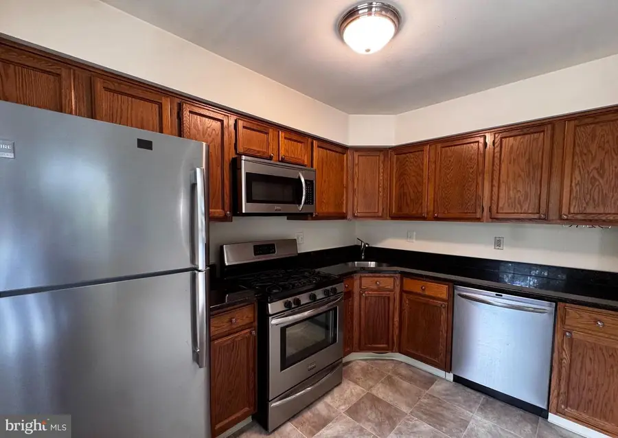 120 Wycombe Pl, Somerset, NJ 08873 - #3