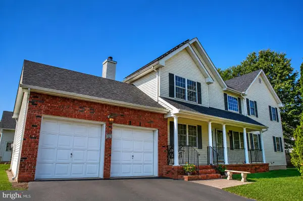 90 Nostrand Rd, HILLSBOROUGH, NJ 08844