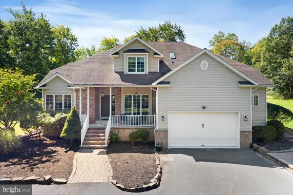 8 Rock Mill Run, SKILLMAN, NJ 08558