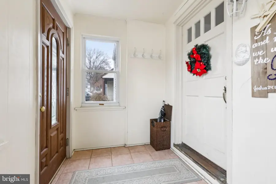 376 Hollywood Ave, Hillside, NJ 07205 - #3