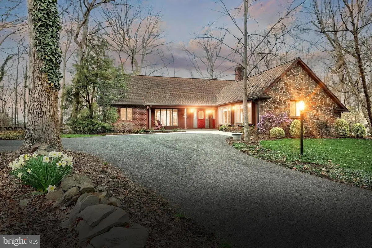 10 White Oak Trl, Gettysburg, PA 17325 - Image #1