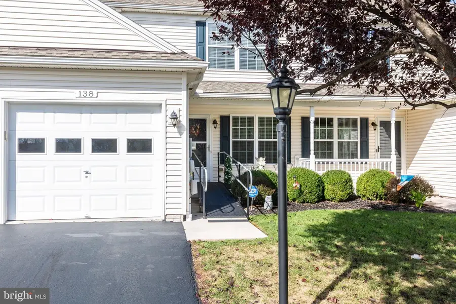 138 Cedarfield Dr, Gettysburg, PA 17325 - Image #2