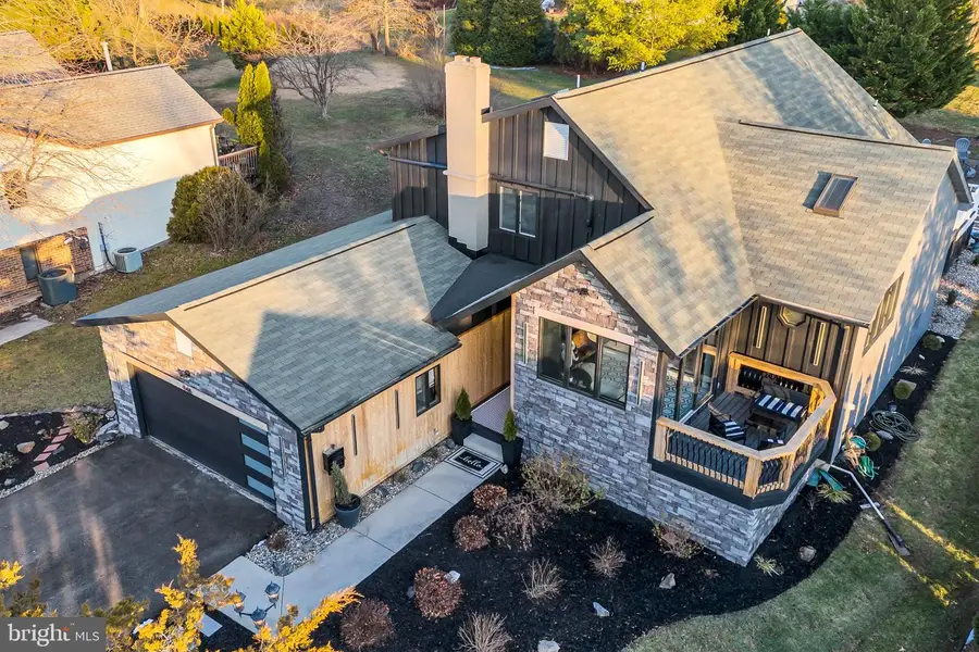 948 Heritage Dr, Gettysburg, PA 17325 - Image #2