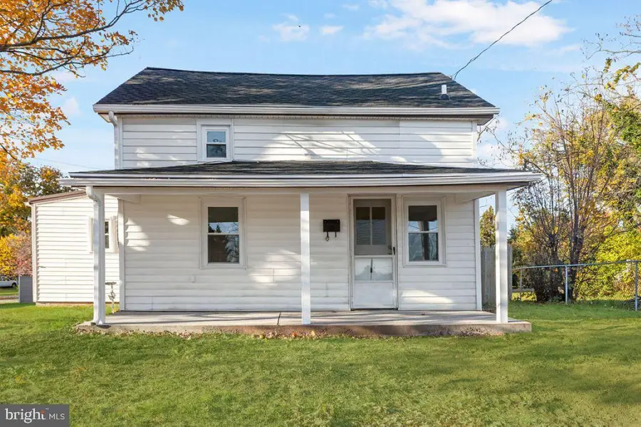 304 W High St, New Oxford, PA 17350 - Image #3