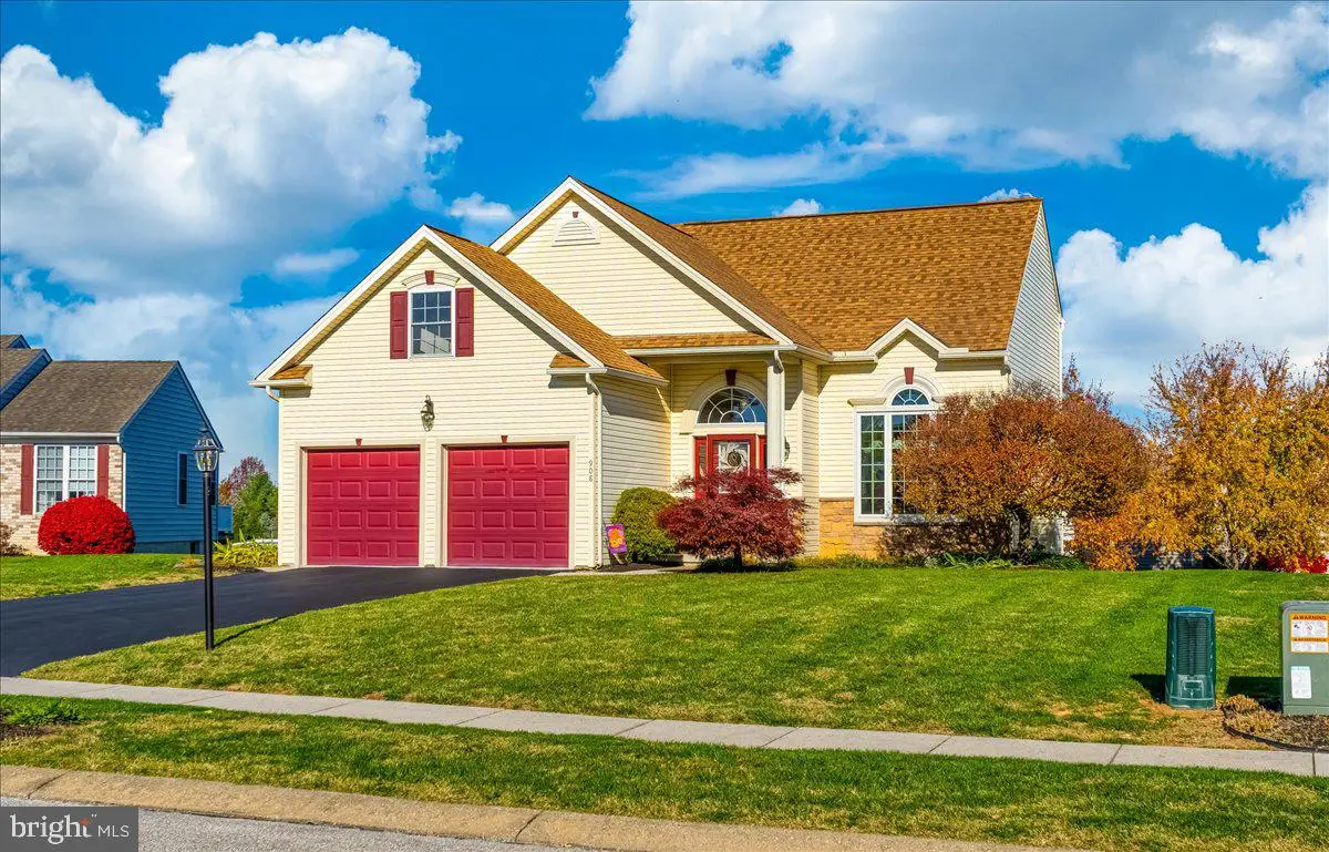 908 Poplar St, Hanover, PA 17331 - Image #1