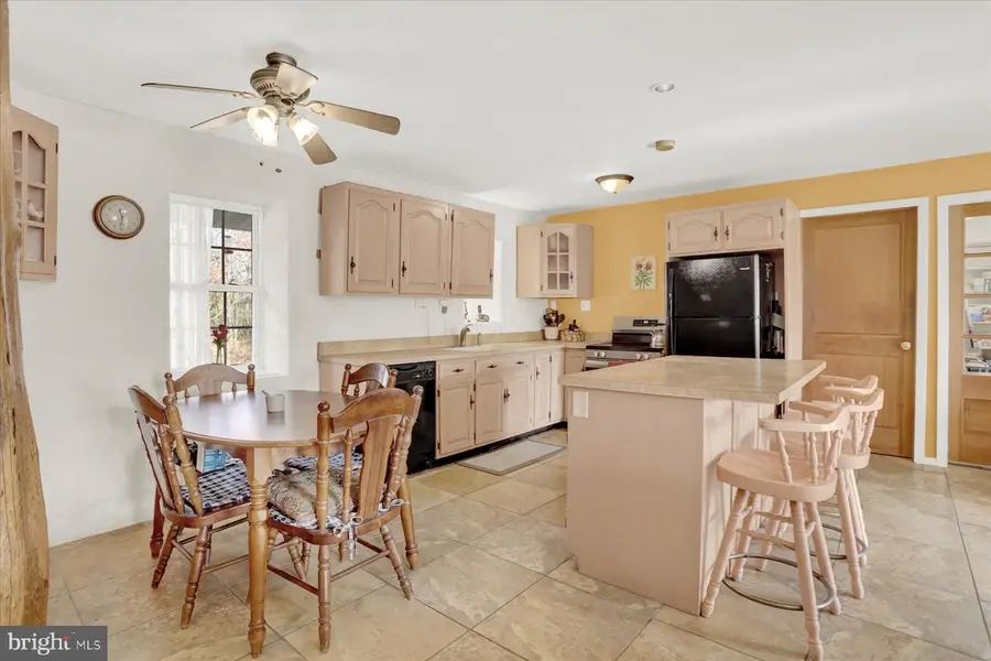 115 Harlacher Rd, East Berlin, PA 17316 - Image #3