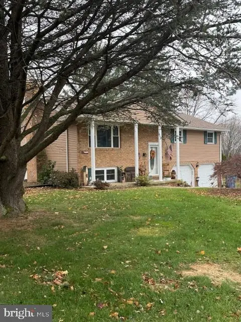 1077 Pine Grove Rd, HANOVER, PA 17331