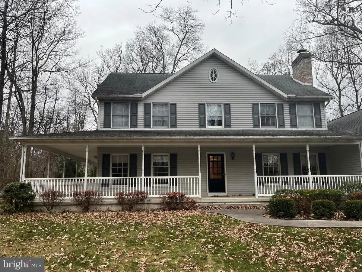 105 Round Top Ln, Gettysburg, PA 17325 - Image #1