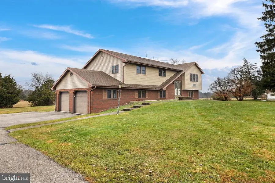 2165 Old Harrisburg Rd, Gettysburg, PA 17325 - Image #2