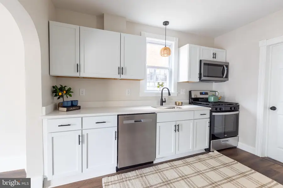 12 N Peters St, New Oxford, PA 17350 - Image #3