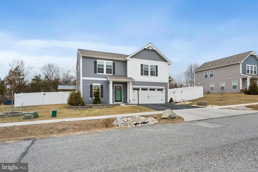 26 Chesterfield Rd, New Oxford, PA 17350 - Image #2
