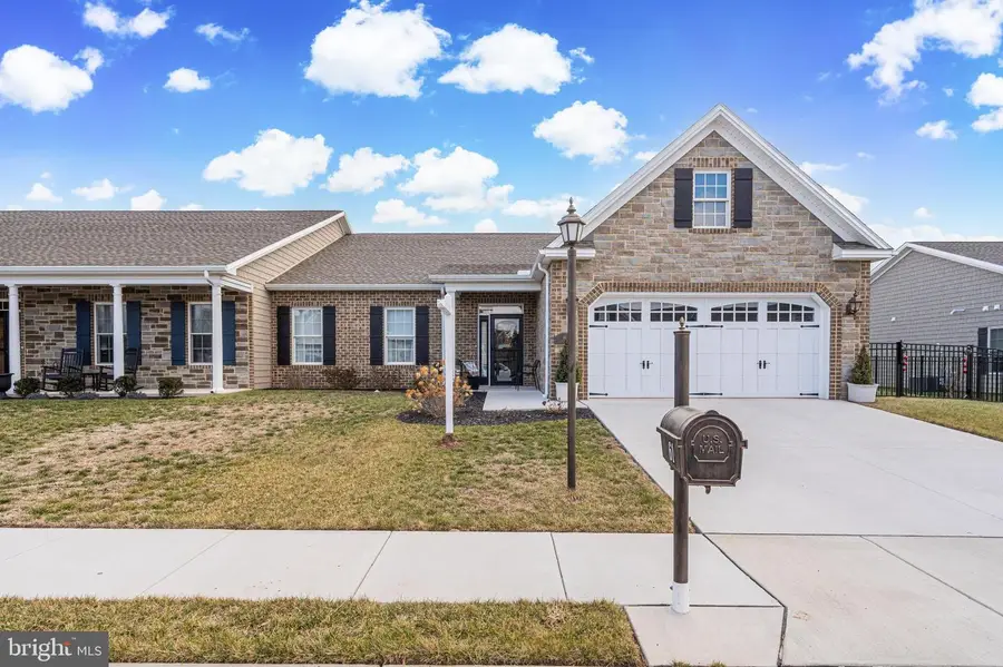 61 Stoners Cir, Littlestown, PA 17340 - #2