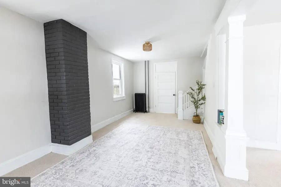 144 W King St, Littlestown, PA 17340 - #3