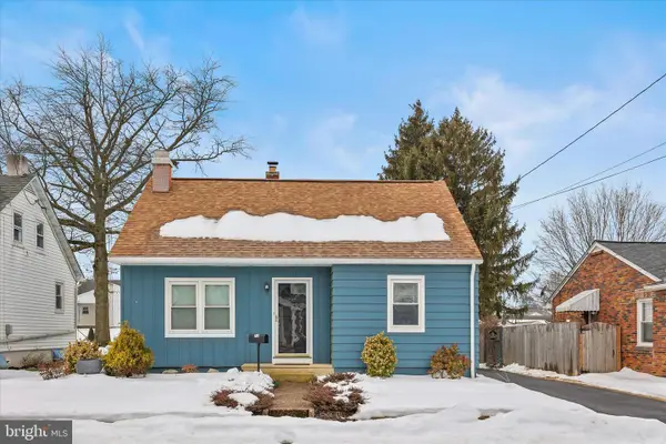 72 Patrick Ave, LITTLESTOWN, PA 17340