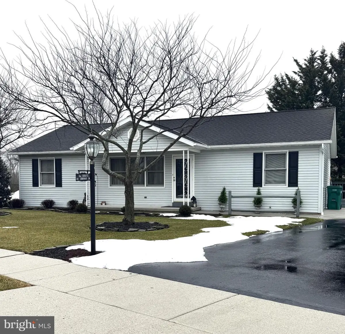 136 Conewago Dr, Hanover, PA 17331 - #1