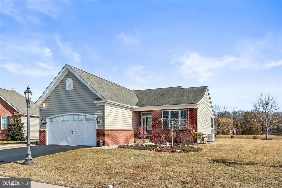 148 Woodhaven Dr, Gettysburg, PA 17325 - #2