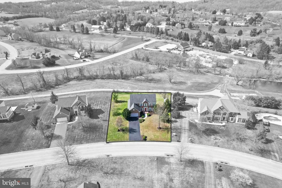 28 Fawn Hill Rd, Hanover, PA 17331 - #3