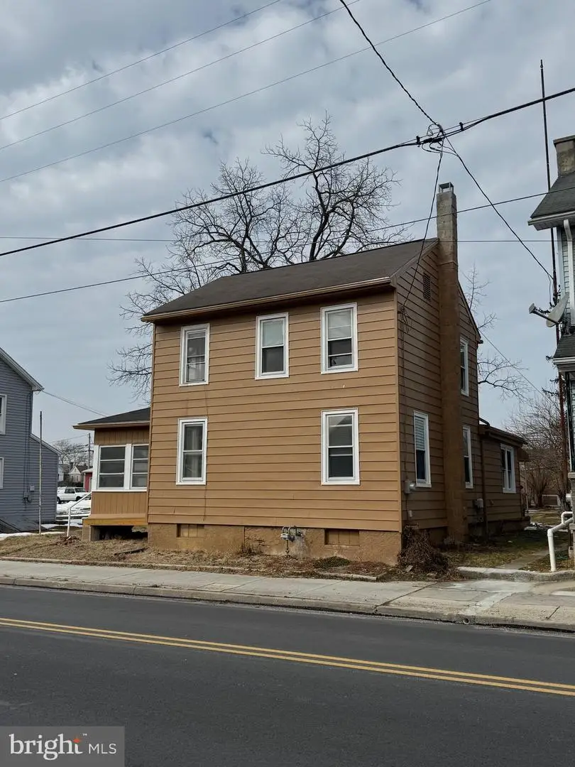 527 Main, McSherrystown, PA 17344 - #3