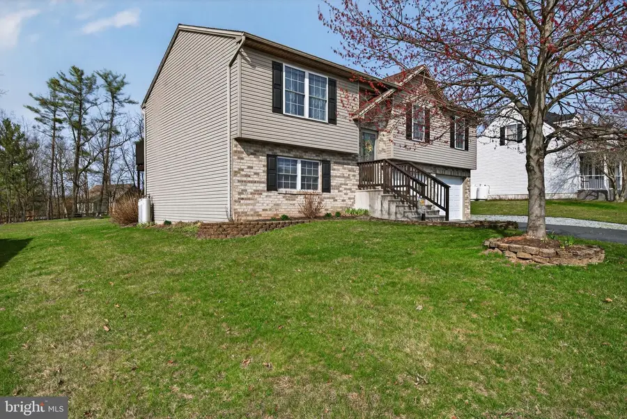 37 Pleasanton Dr, East Berlin, PA 17316 - #3