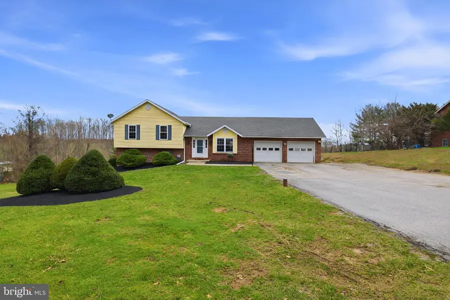 316 Mathias Rd, Littlestown, PA 17340 - #2