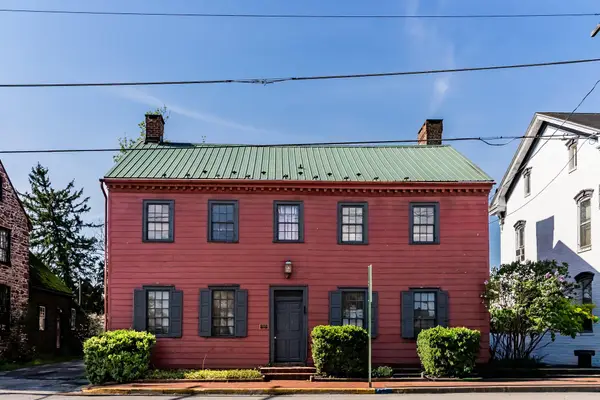 414 W King St, EAST BERLIN, PA 17316