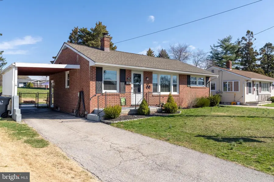 20 Lincoln Dr, Hanover, PA 17331 - #2