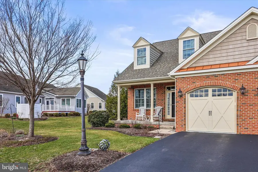 157 Woodhaven Dr, Gettysburg, PA 17325 - #2