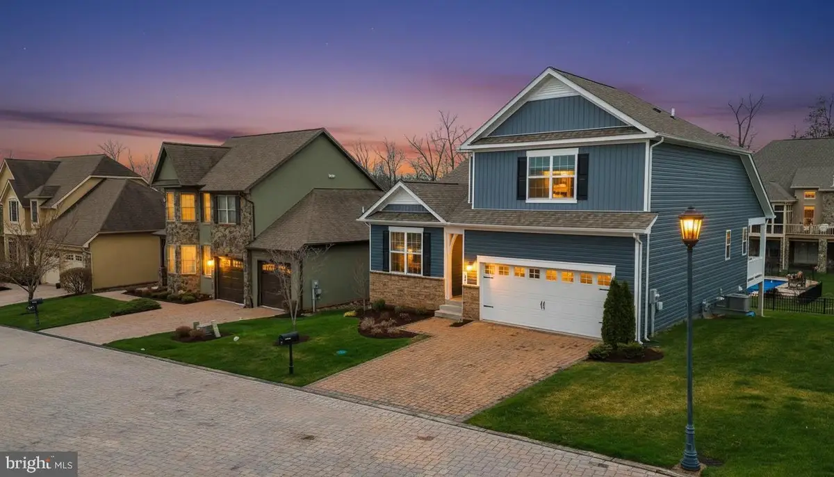 75 Garrison Falls Dr, Gettysburg, PA 17325 - #1