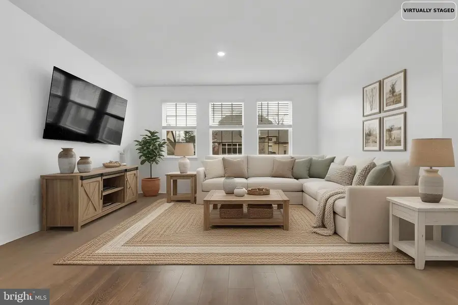 75 Garrison Falls Dr, Gettysburg, PA 17325 - #3