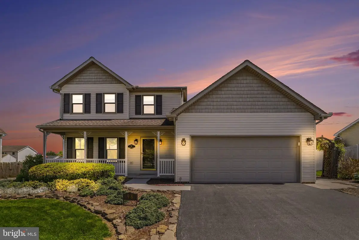 98 Comanche Trl, Hanover, PA 17331 - #1