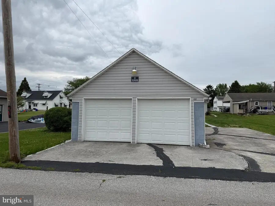 120 North St, McSherrystown, PA 17344 - #3