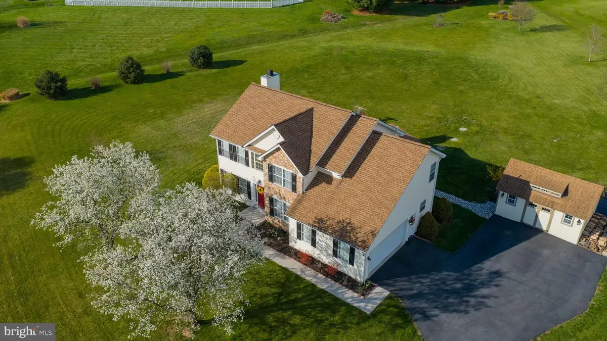 80 E Summit Dr, Littlestown, PA 17340 - #1