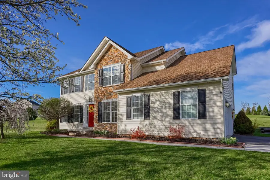 80 E Summit Dr, Littlestown, PA 17340 - #2