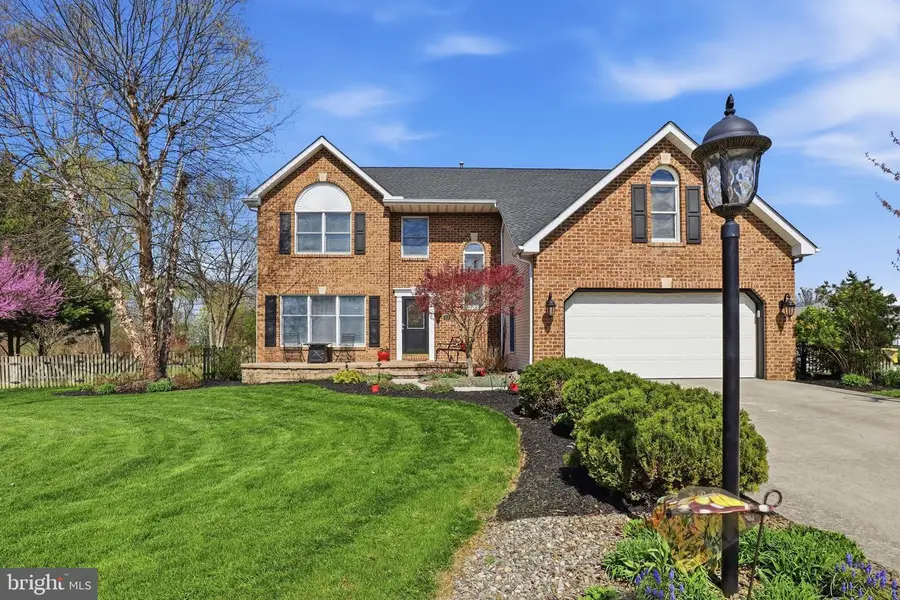 117 Wheaton Dr, Littlestown, PA 17340 - #2