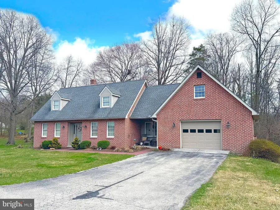 245 Montclair Rd, Gettysburg, PA 17325 - #2