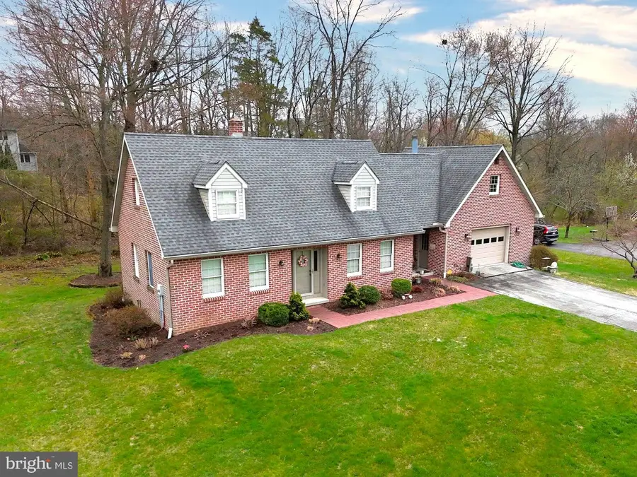 245 Montclair Rd, Gettysburg, PA 17325 - #3