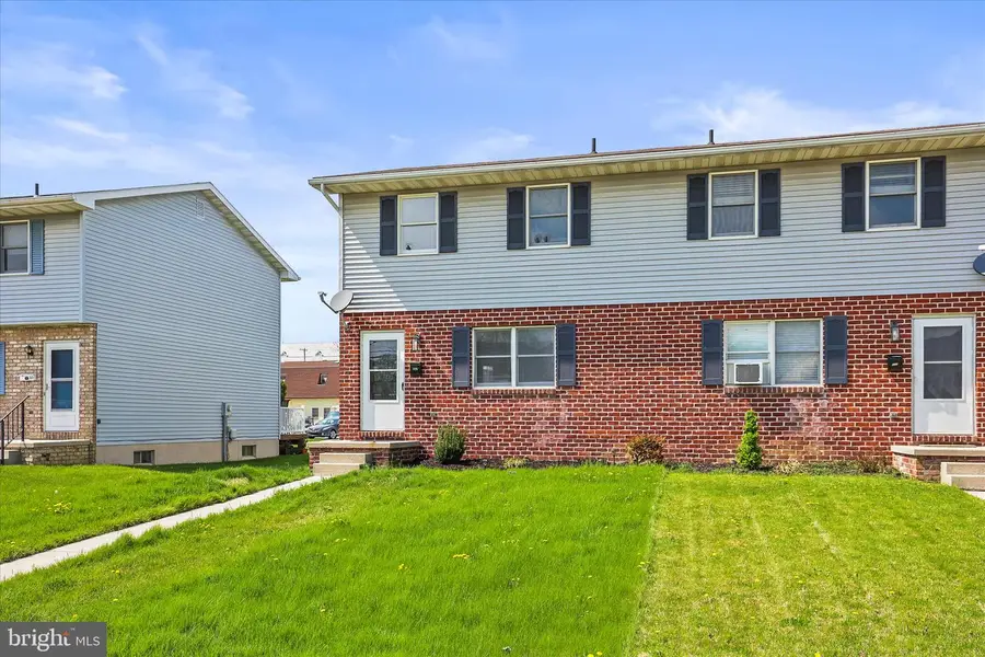 329 South St, Hanover, PA 17331 - #3