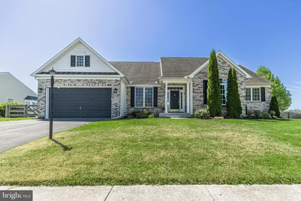 165 Lynx Dr, HANOVER, PA 17331