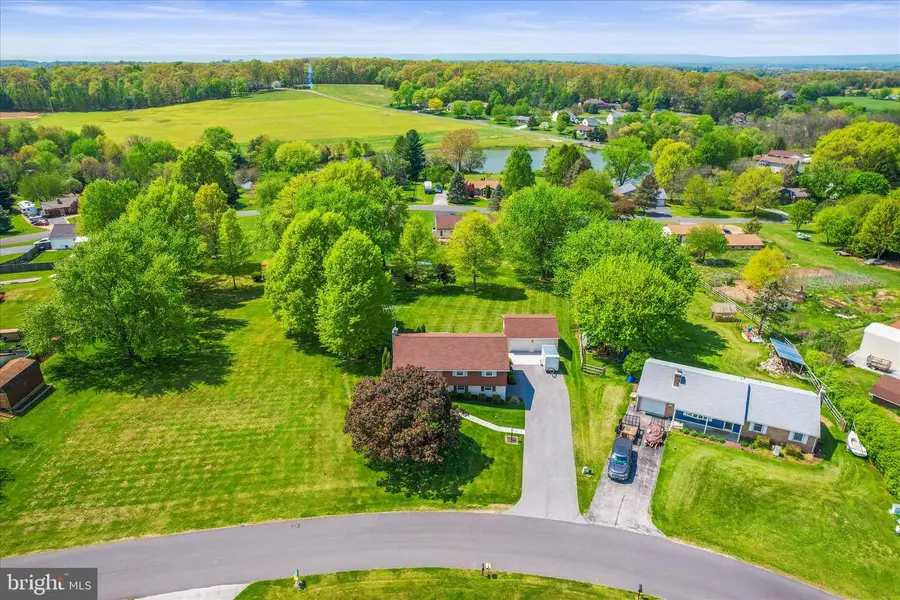 160 Elmwood Ave, Hanover, PA 17331 - #3