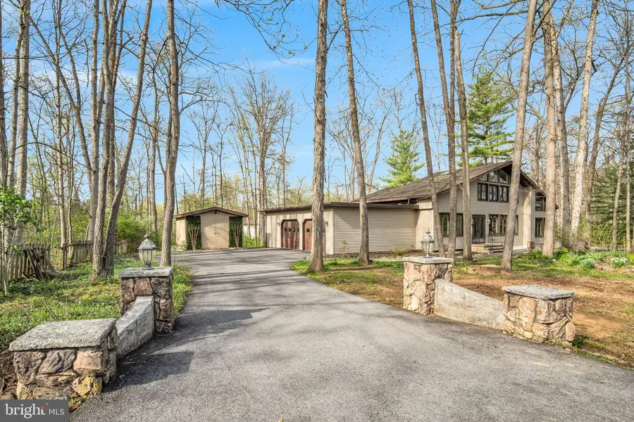 10 Lincoln Dr, East Berlin, PA 17316 - #2